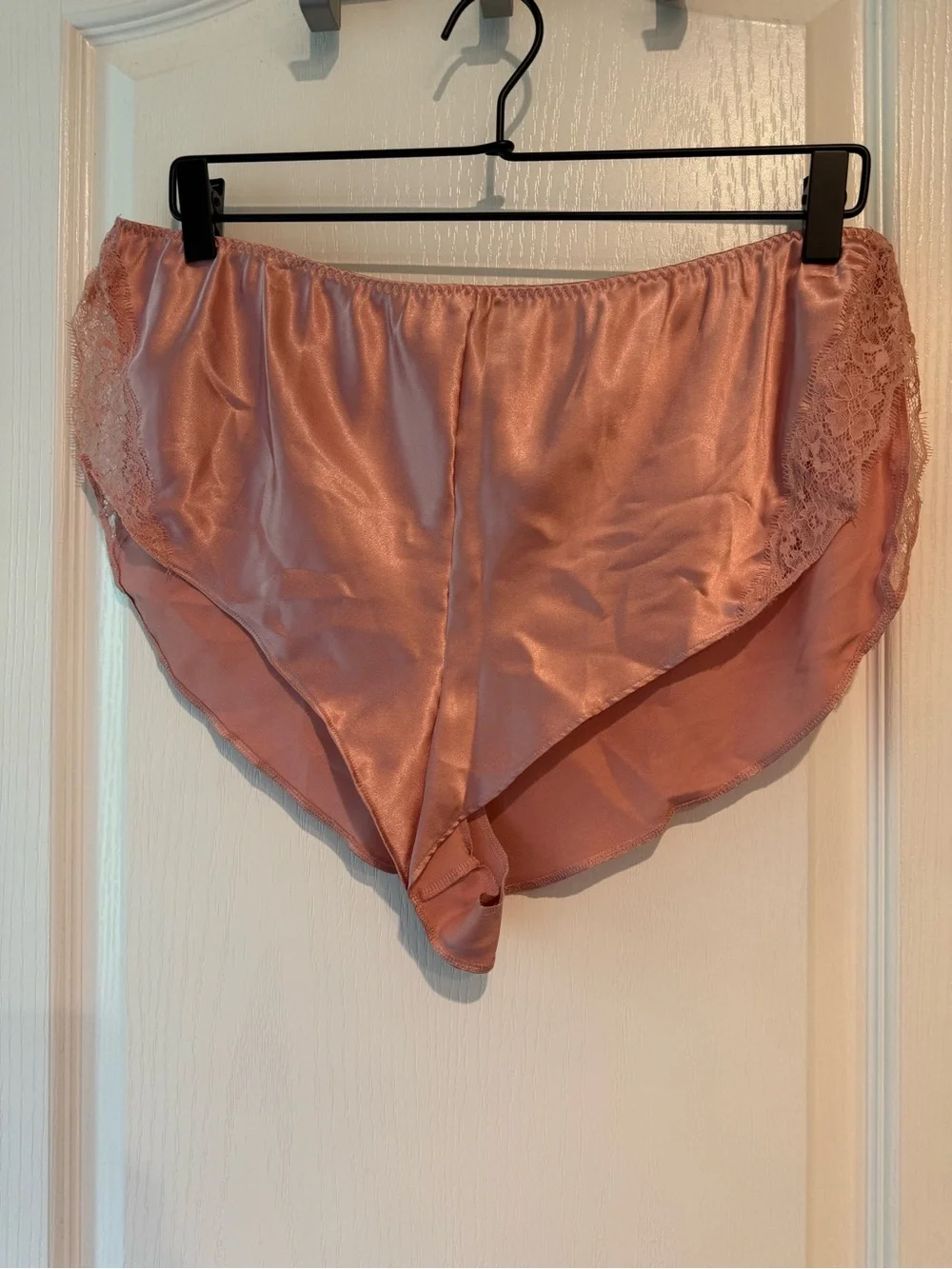 Victoria's Secret Satin Lace Chemise and Briefs in Dusty Pink - Picture 4 of 6